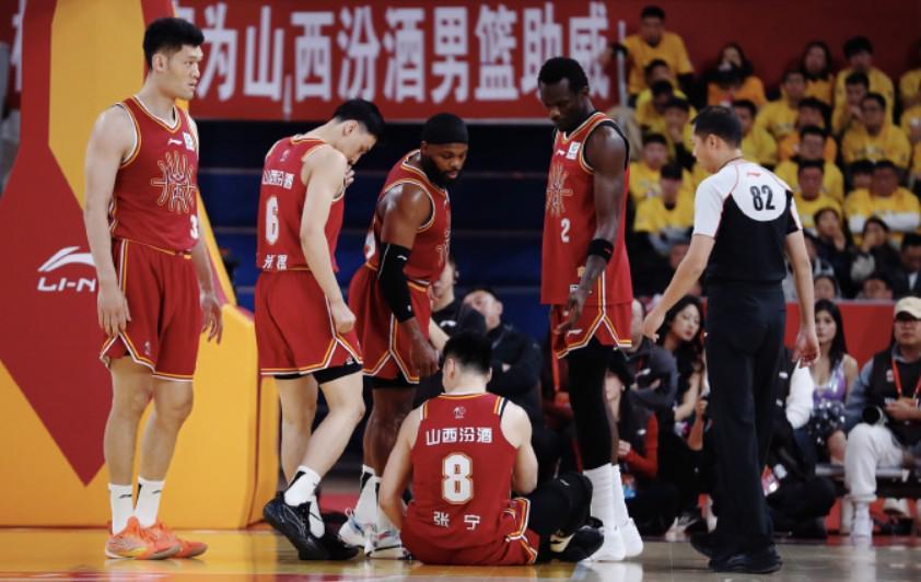 kaiyun-张宁回应大腿肌肉撕裂：再选一次我还是会在那个节点上场打球