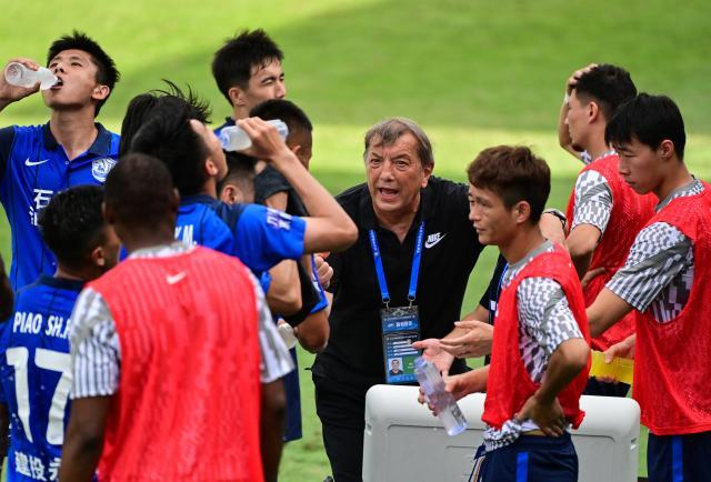 开云体育下载-沧州完成补薪已提交还款材料 二次转会期还要寻枪